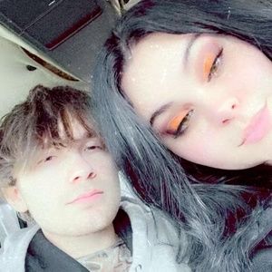 Meet your Posher, Casey